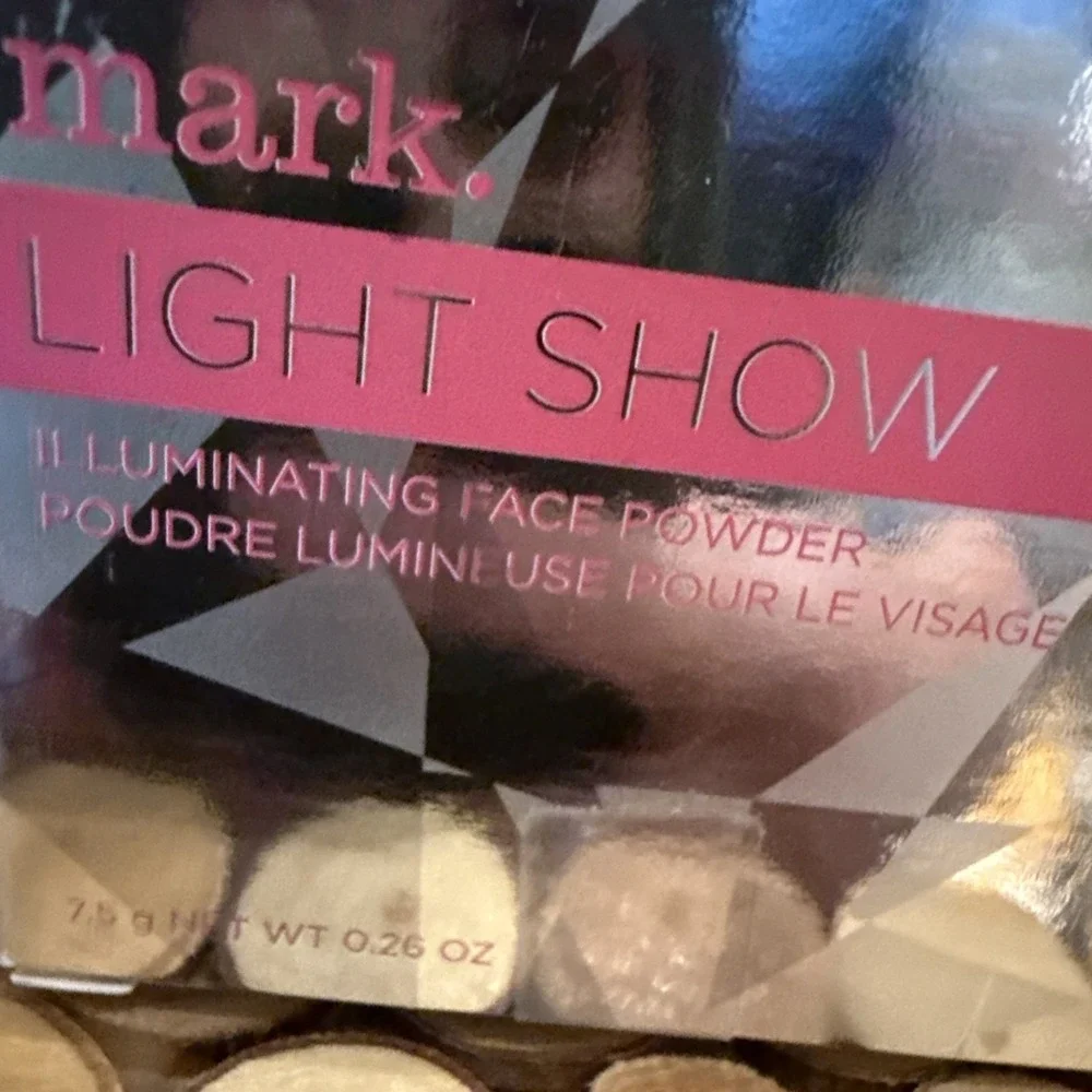 Mark By Avon Light Show Illuminating Face Powder New Old Stock